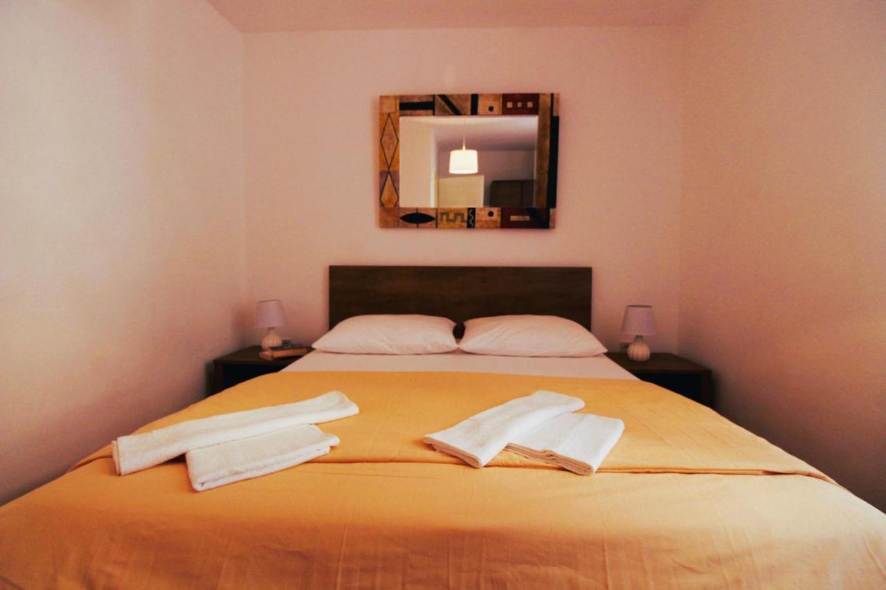 Korzo Rooms & Apartments Vis Eksteriør bilde