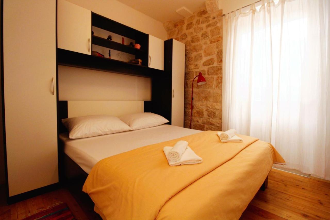 Korzo Rooms & Apartments Vis Eksteriør bilde
