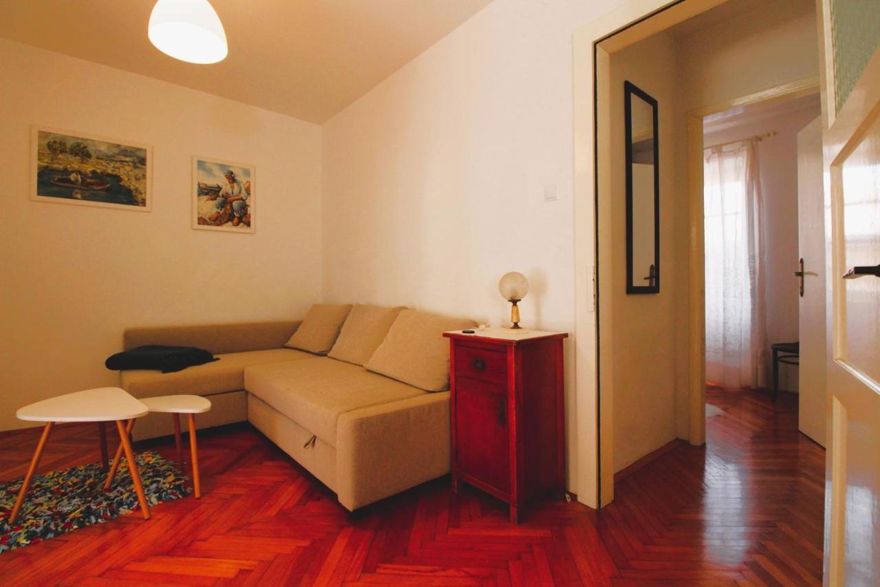 Korzo Rooms & Apartments Vis Eksteriør bilde