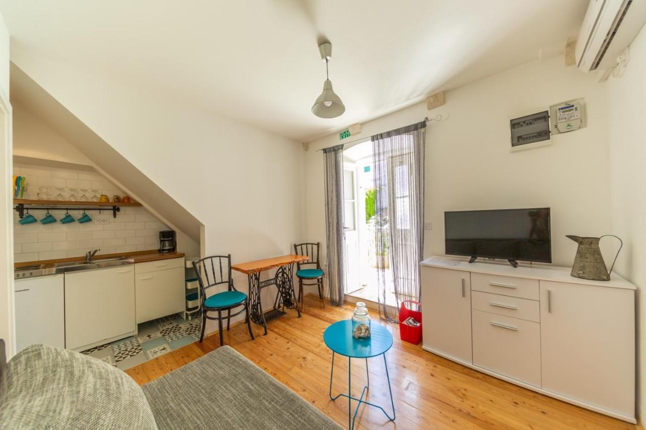 Korzo Rooms & Apartments Vis Eksteriør bilde